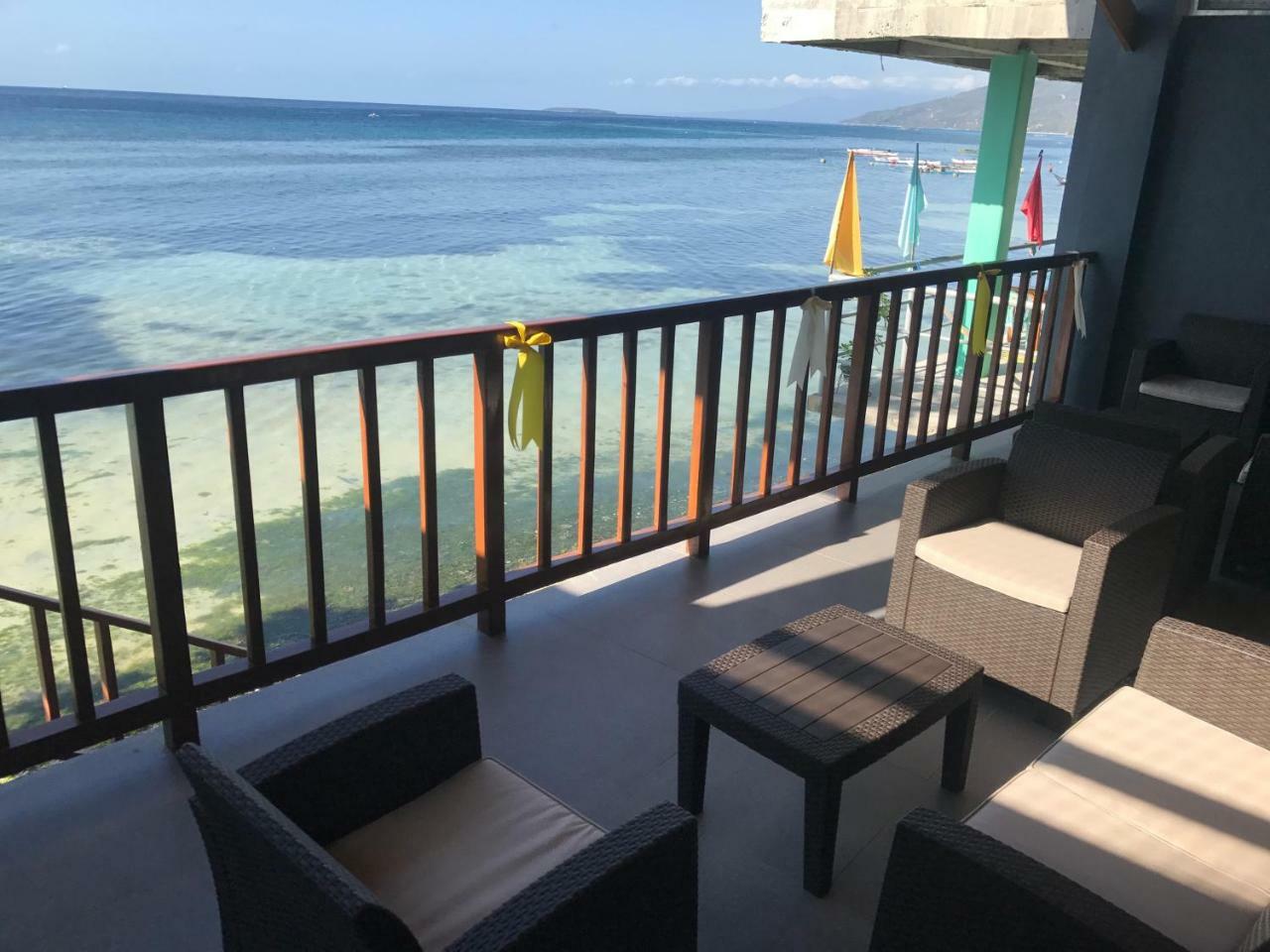 Babylon Oslob Coast Guesthouse Esterno foto